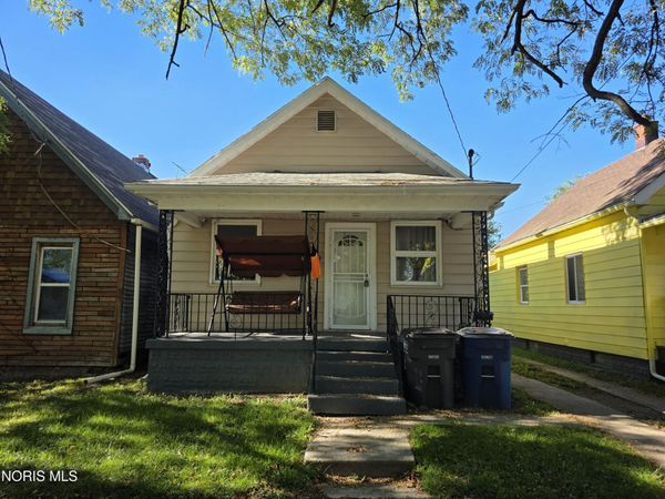 2129 Woodford Street, Toledo, OH 43605