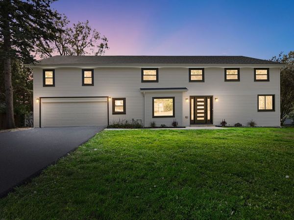 1120 Foster Avenue , Lake Bluff, IL 60044