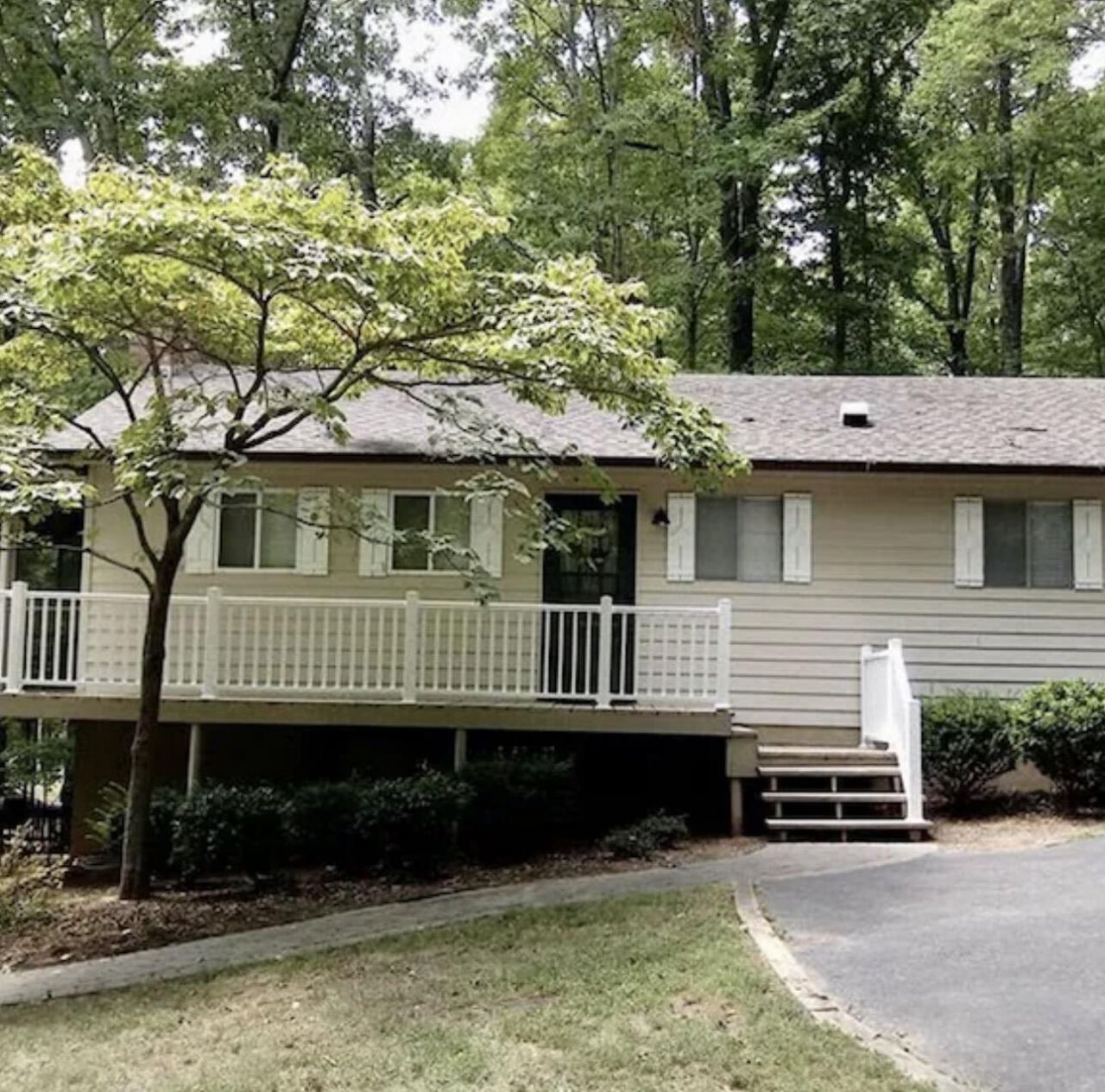 304 Saunders Point Rd, Huddleston, VA 24104 Main Photo
