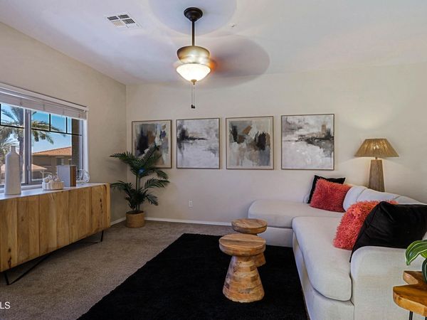 525 N MILLER Road, Unit 207, Scottsdale, AZ 85257