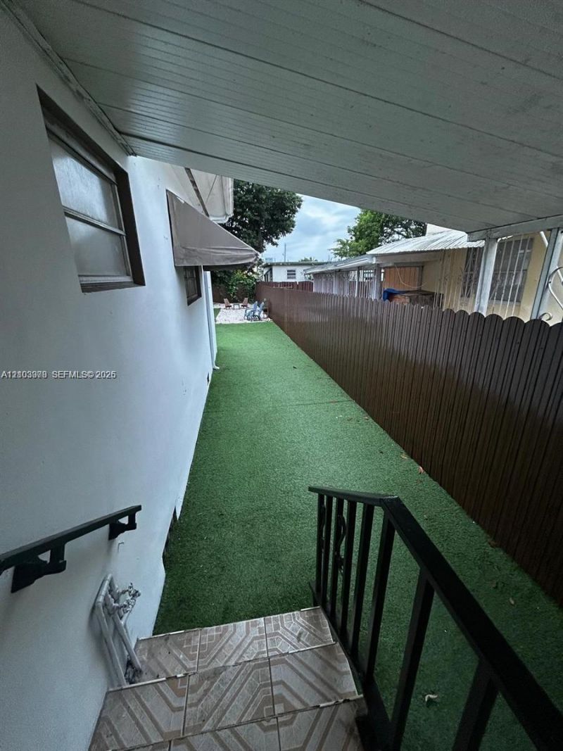 1945 NW 33rd St, Unit 1945, Miami, FL 33142 Photo