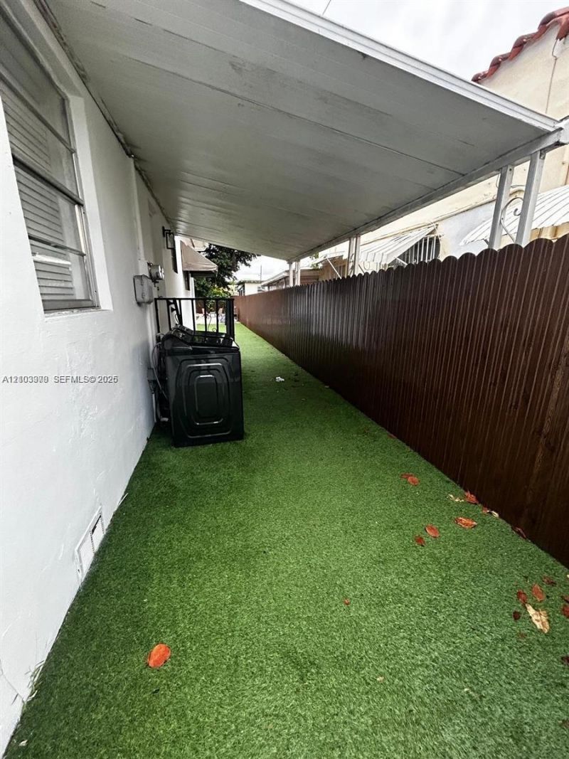 1945 NW 33rd St, Unit 1945, Miami, FL 33142 Photo