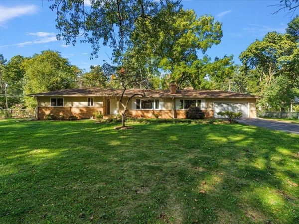 183 N Clubview Drive, Ypsilanti, MI 48197