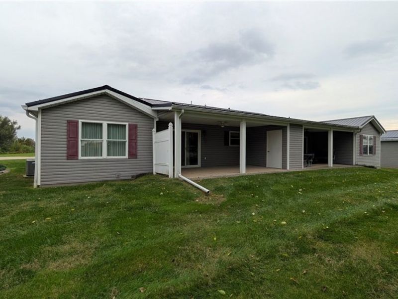 719 Oak Tree Lane, Belpre, OH 45714 Photo 32