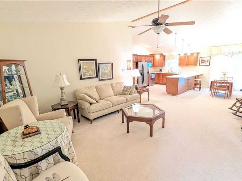 719 Oak Tree Lane, Belpre, OH 45714 Photo 35