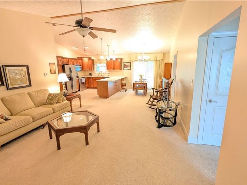 719 Oak Tree Lane, Belpre, OH 45714 Photo 36