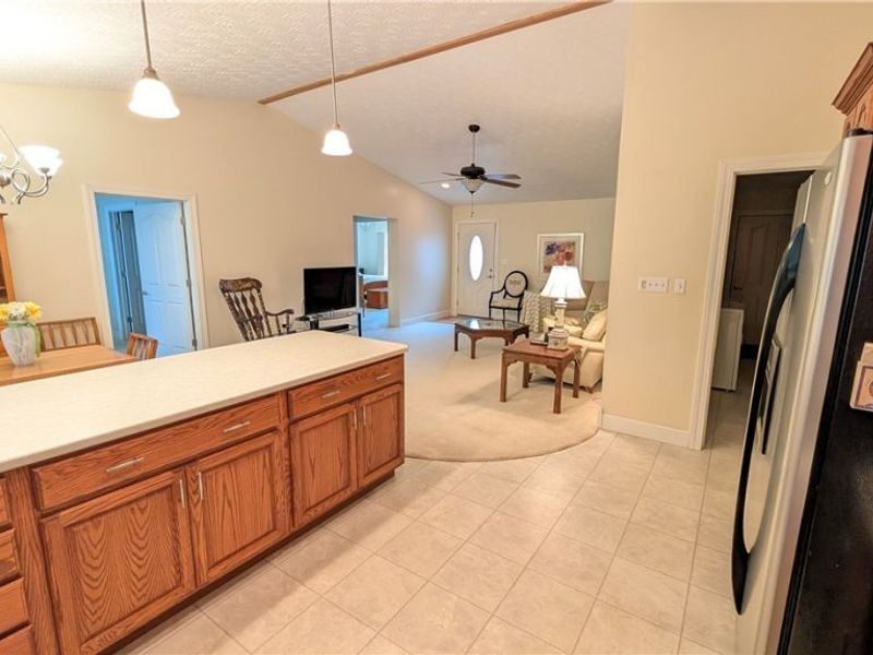 719 Oak Tree Lane, Belpre, OH 45714 Photo 39