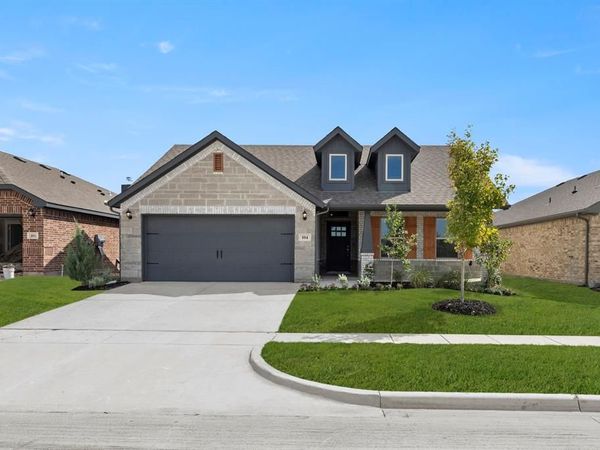 104 Hydrangea Drive, Terrell, TX 75160