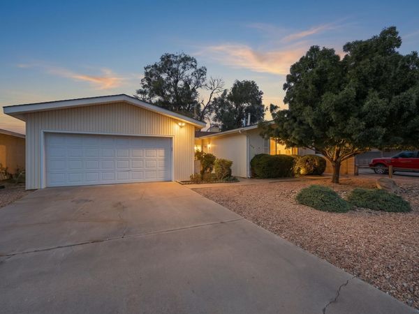 1513 Elizabeth Street NE, Albuquerque, NM 87112