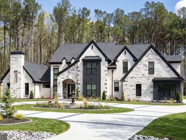 1315 Sandy Creek Road, Tyrone, GA 30290