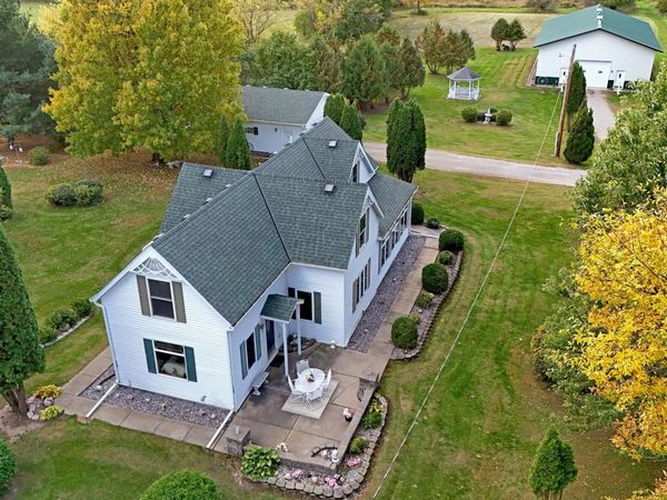 8989 195th Avenue NE, Oak Park, MN 56357