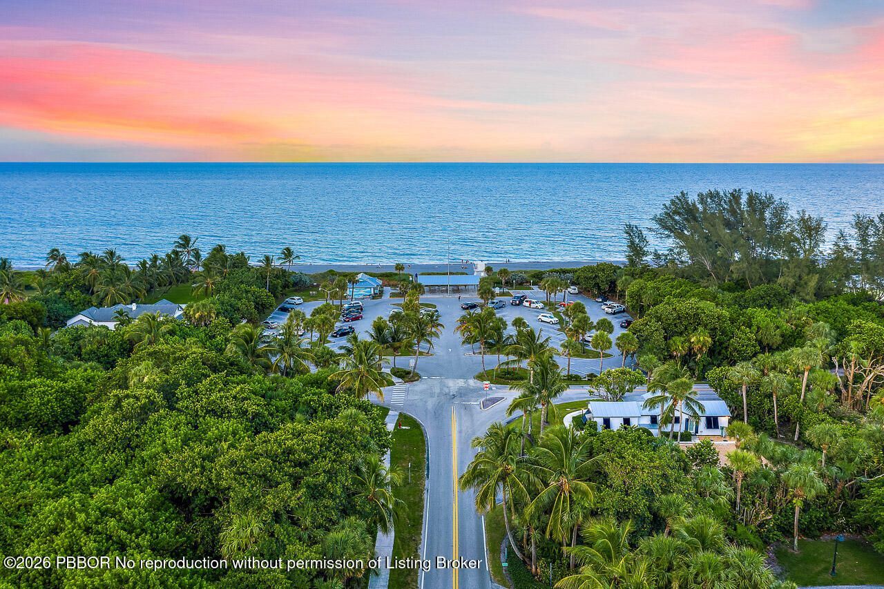 8686 SE Mars Street, Hobe Sound, FL 33455 Photo