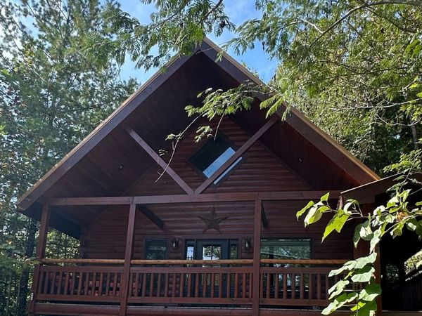 1634 Misty Hollow Way , Gatlinburg, TN 37738