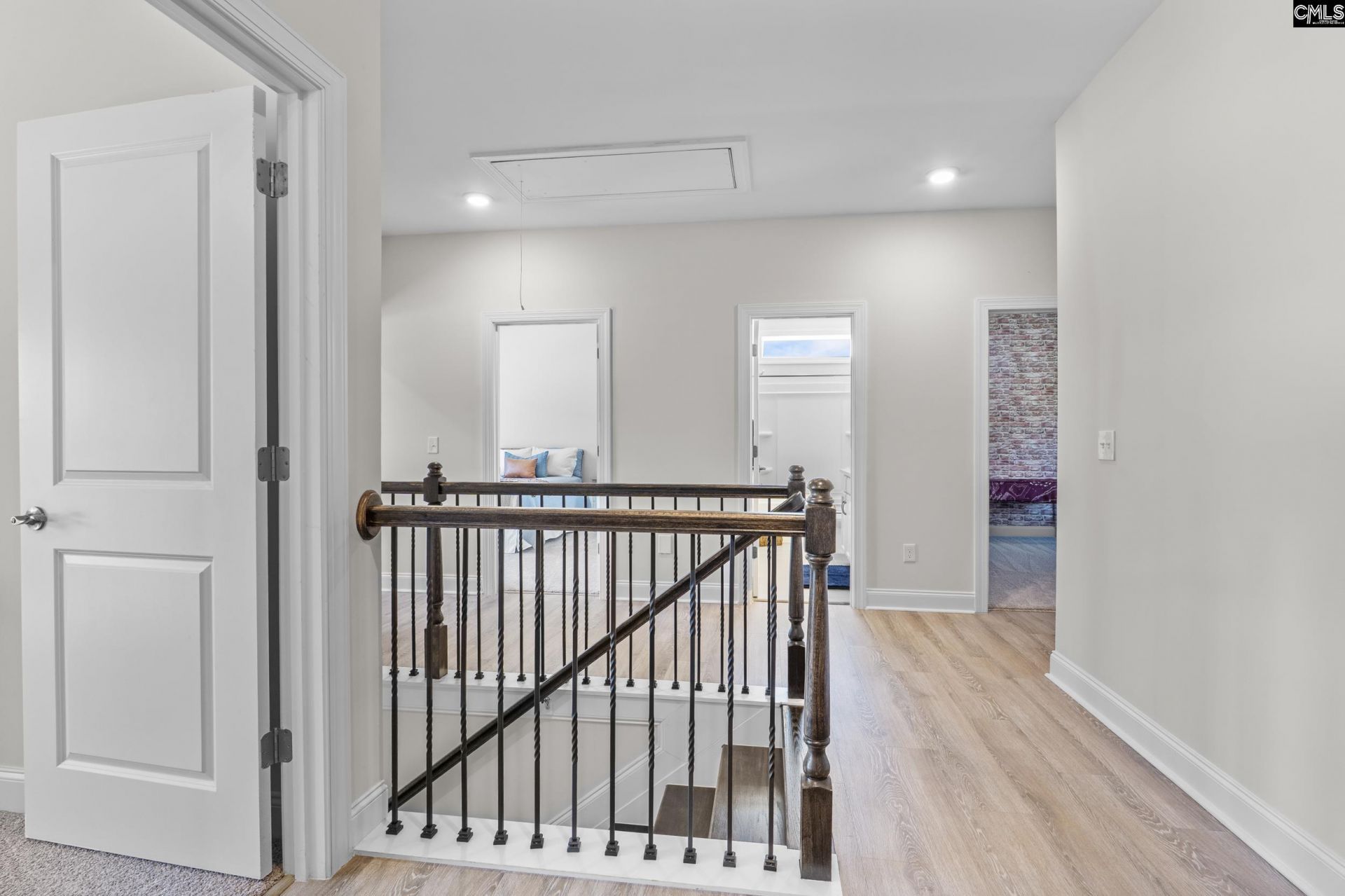 527 Radnor Hunt Court Photo 25
