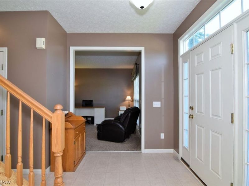 2752 Pinegate Drive, Norton, OH 44203 Photo 4