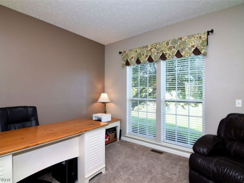 2752 Pinegate Drive, Norton, OH 44203 Photo 8