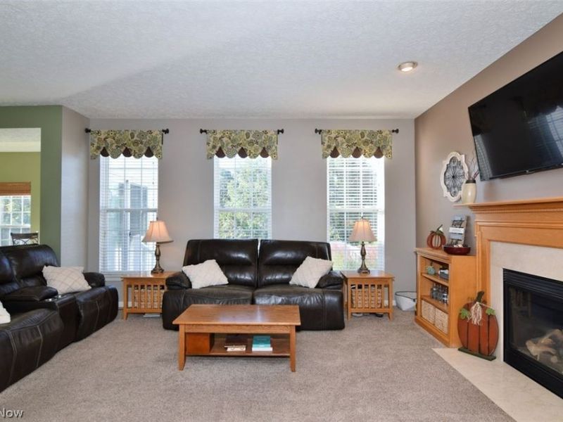 2752 Pinegate Drive, Norton, OH 44203 Photo 9