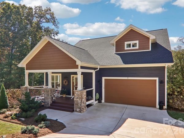 15 Temujin Drive, Leicester, NC 28748