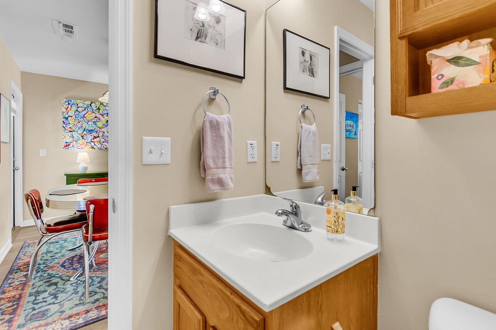 9013 Robins Nest Way Photo 17