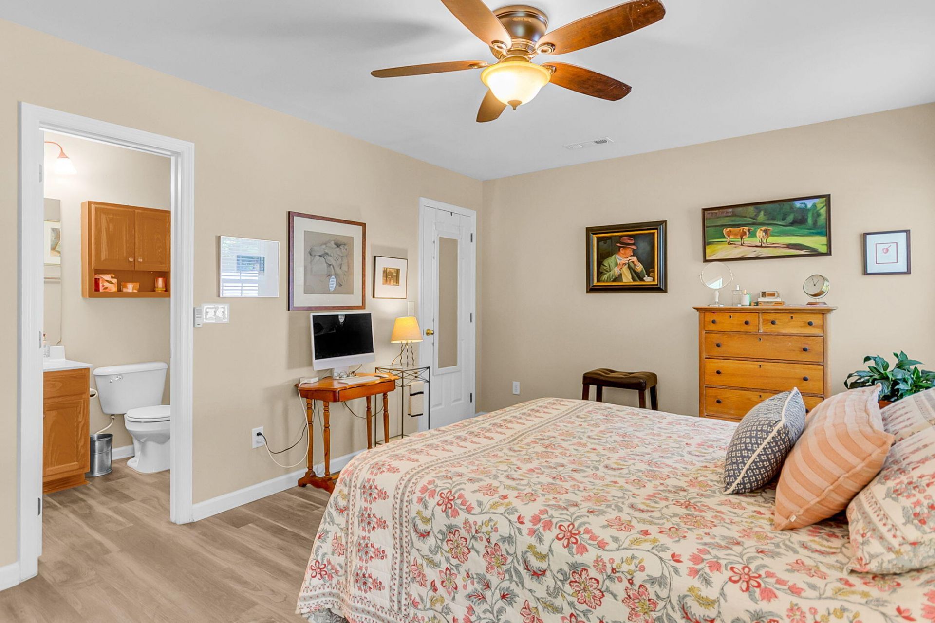 9013 Robins Nest Way Photo 20