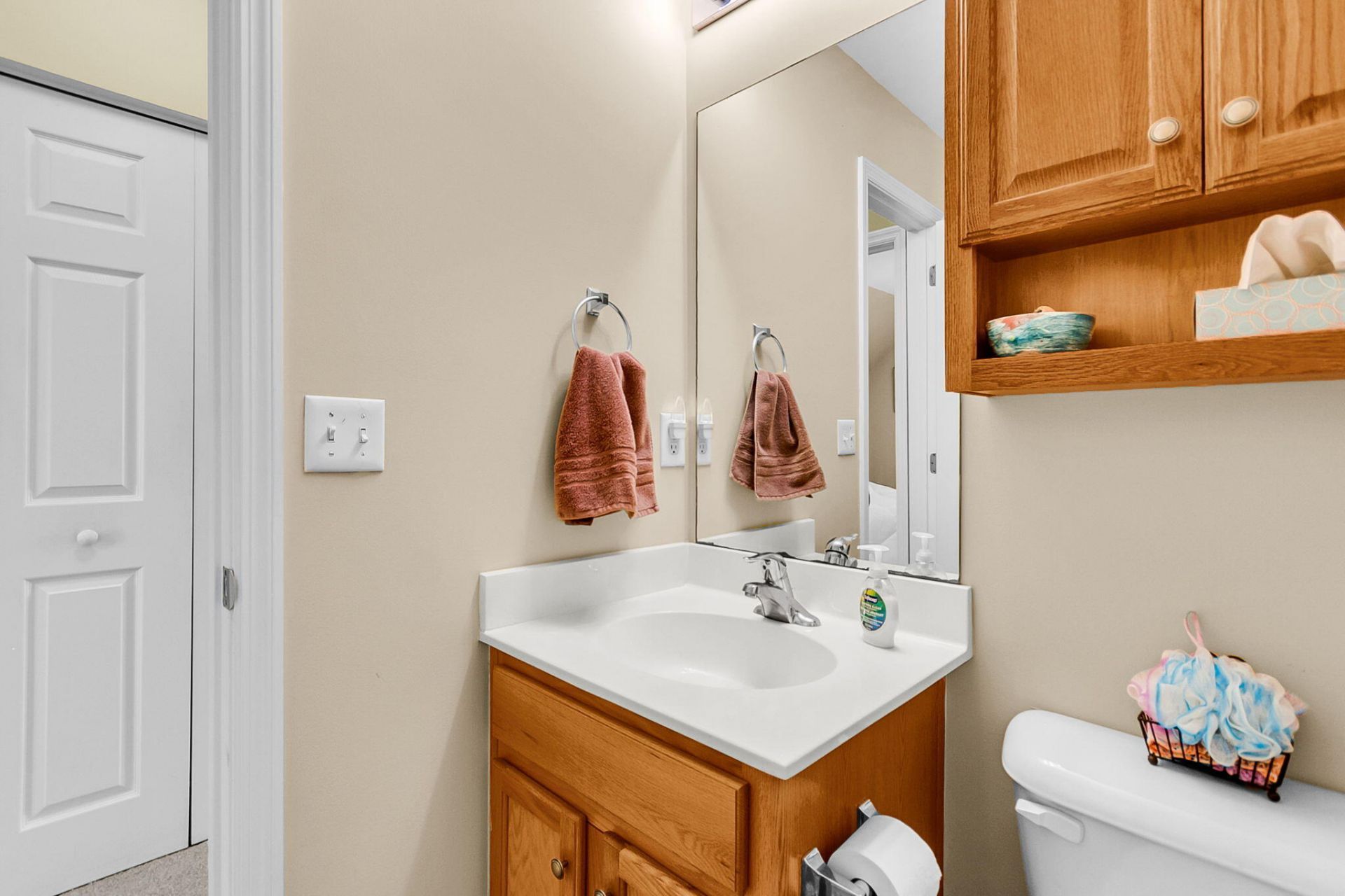 9013 Robins Nest Way Photo 31