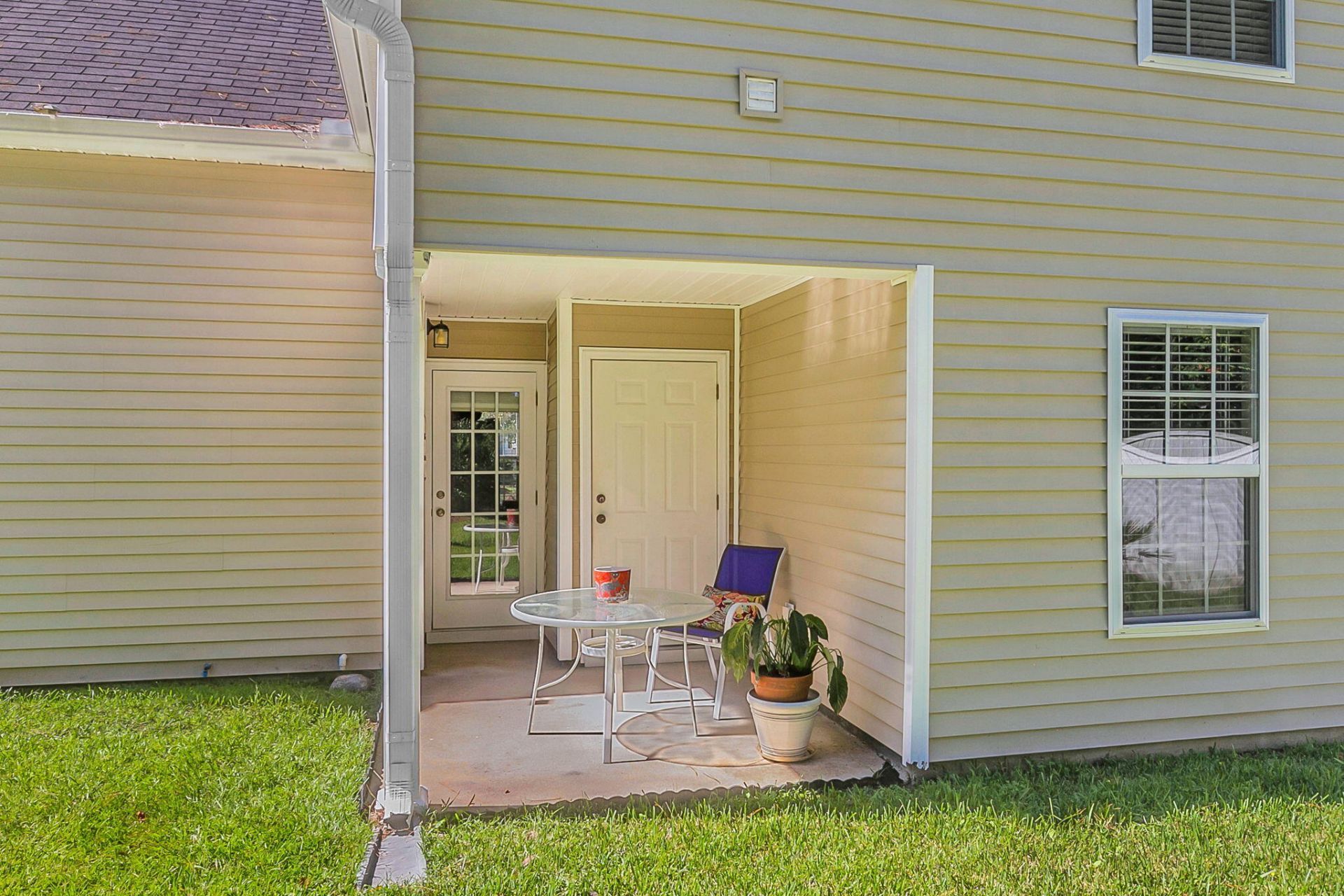 9013 Robins Nest Way Photo 35