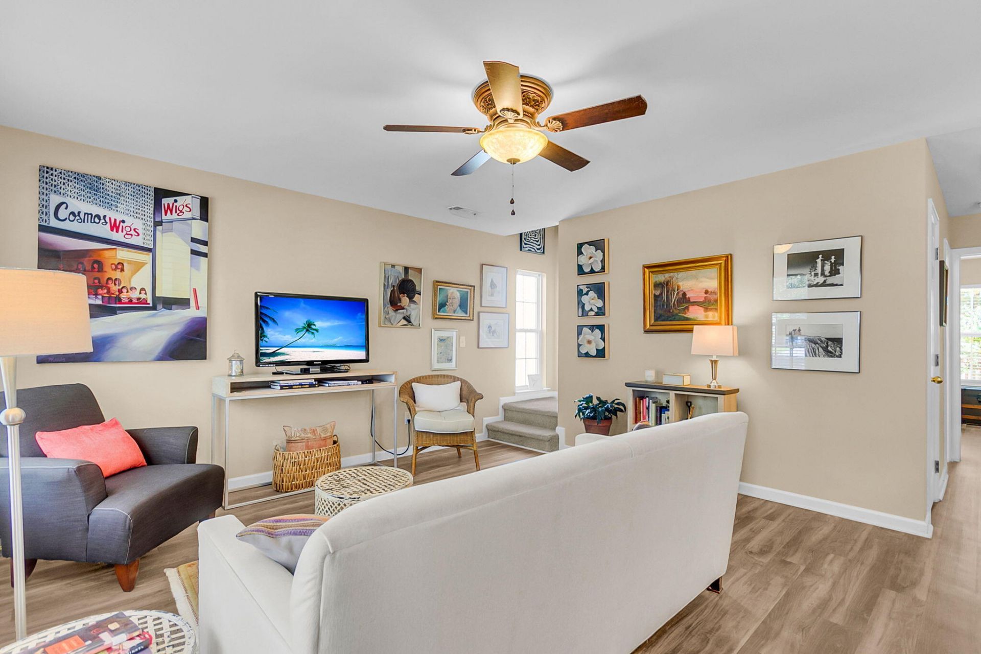 9013 Robins Nest Way Photo 6