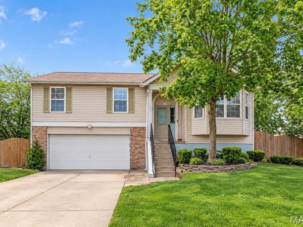 105 Christina Marie Drive, O'Fallon, MO 63368