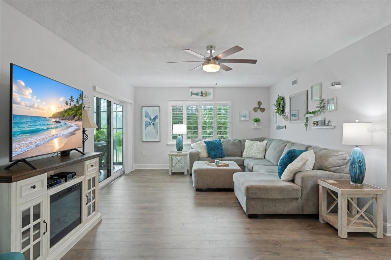 8251 Brent Street, Unit 918, Port Richey, FL 34668 Photo