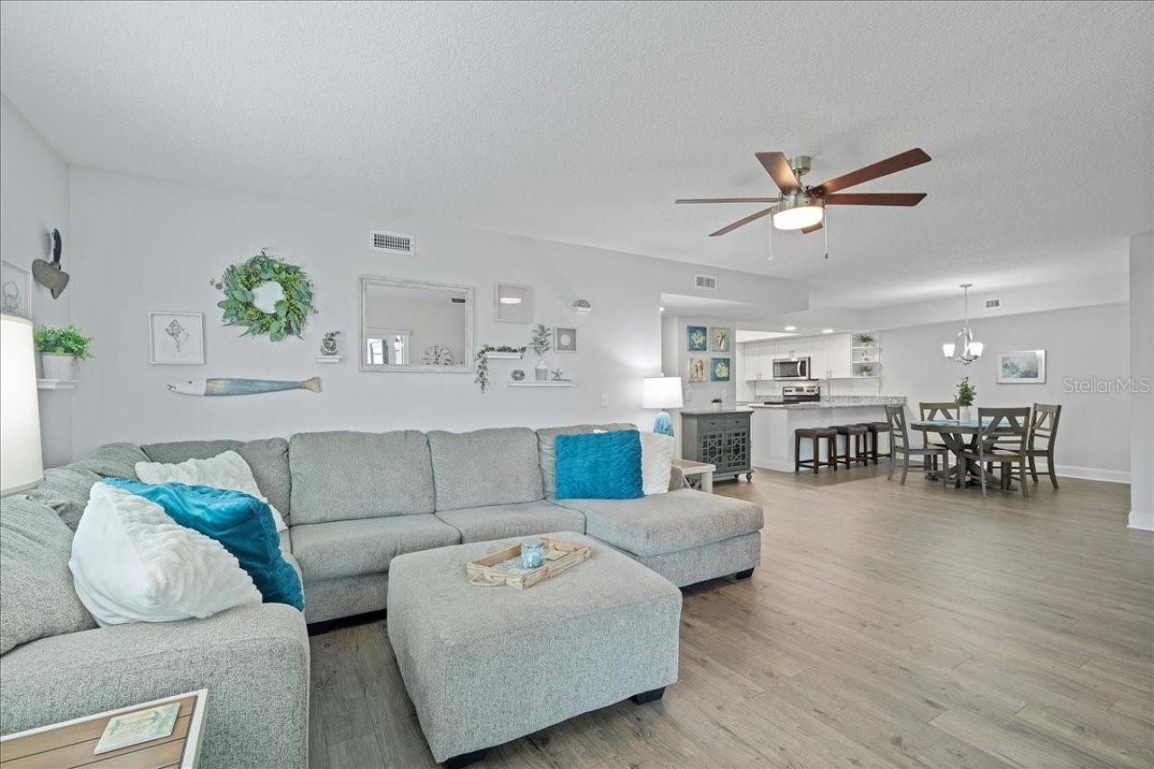 8251 Brent Street, Unit 918, Port Richey, FL 34668 Photo