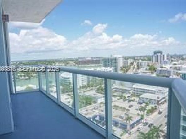 6515 Collins Ave , Unit 1709, Miami Beach, FL 33141