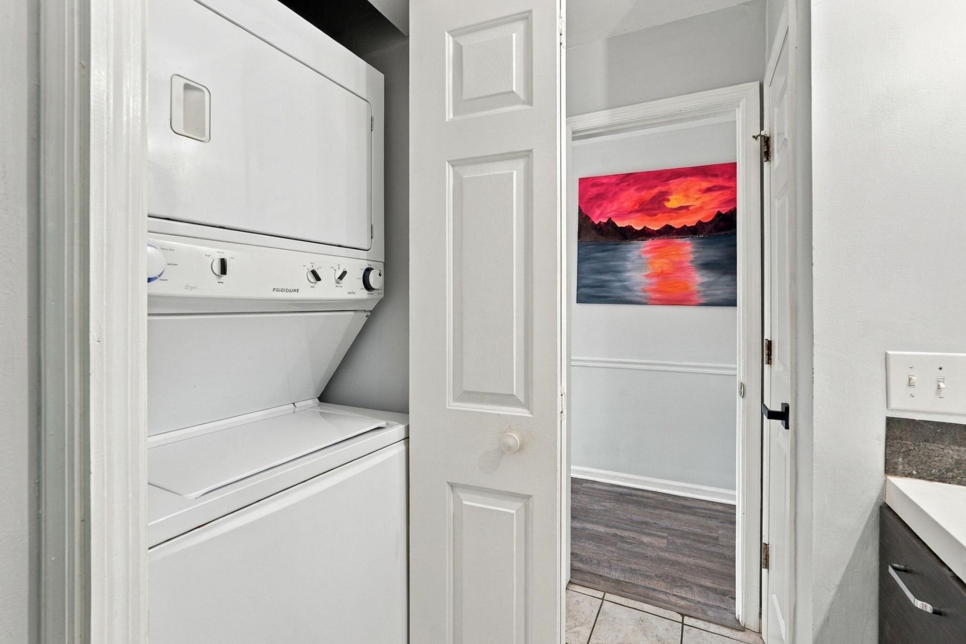 593 Blue River Ct. Photo 15