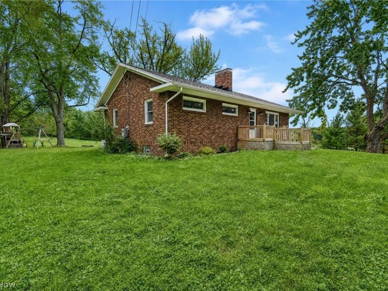 3864 State Road S, Ashtabula, OH 44004 Photo 2
