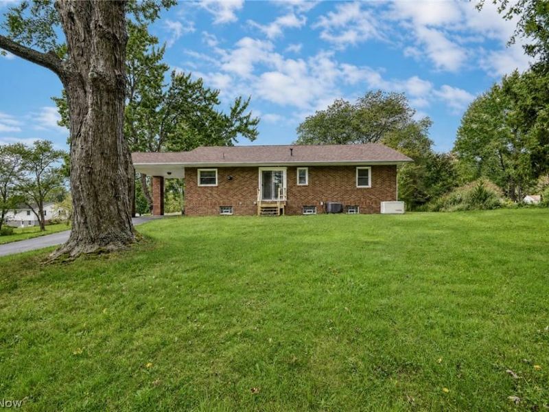 3864 State Road S, Ashtabula, OH 44004 Photo 4
