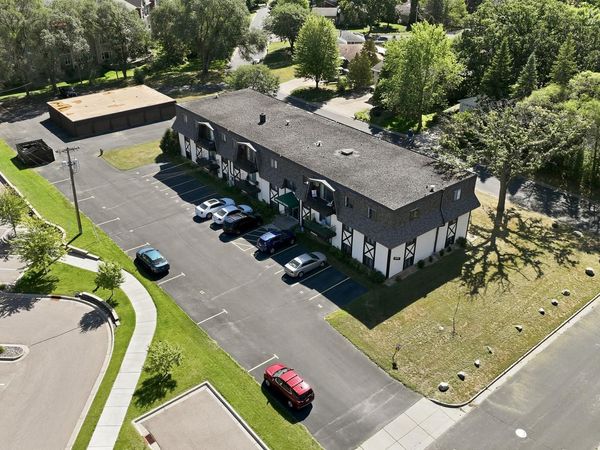 5284 Greenfield Avenue , Mounds View, MN 55112