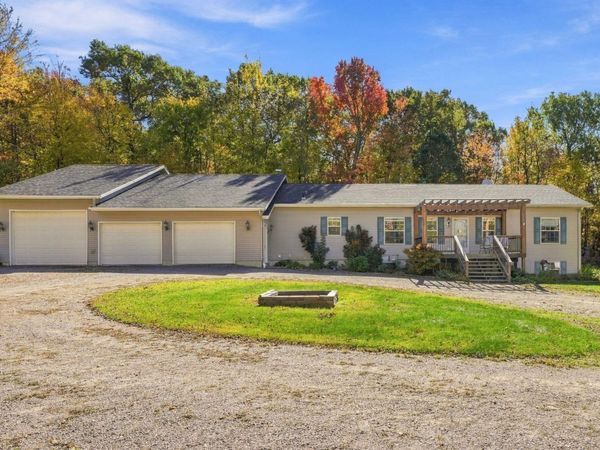 W15501 US Highway 10 , Fairchild, WI 54741