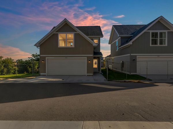 430 Rivoli Drive , Saint Paul, MN 55130