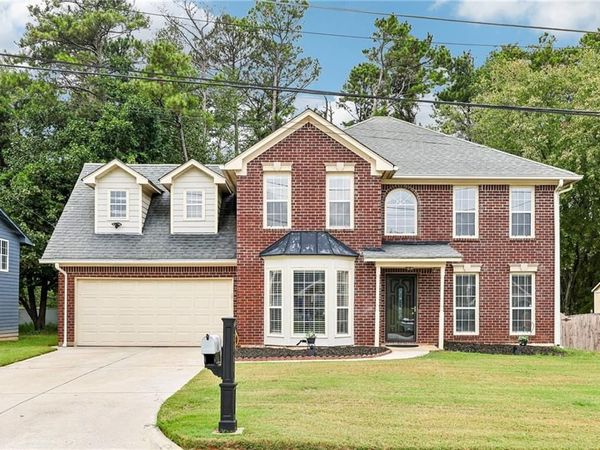 6098 Giles Court , Lithonia, GA 30058