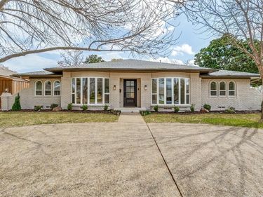 9406 Arborhill Drive, Dallas, TX 75243
