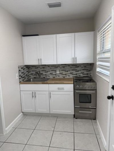 914 N J Street, Unit 2, Lake Worth Beach, FL 33460 Photo
