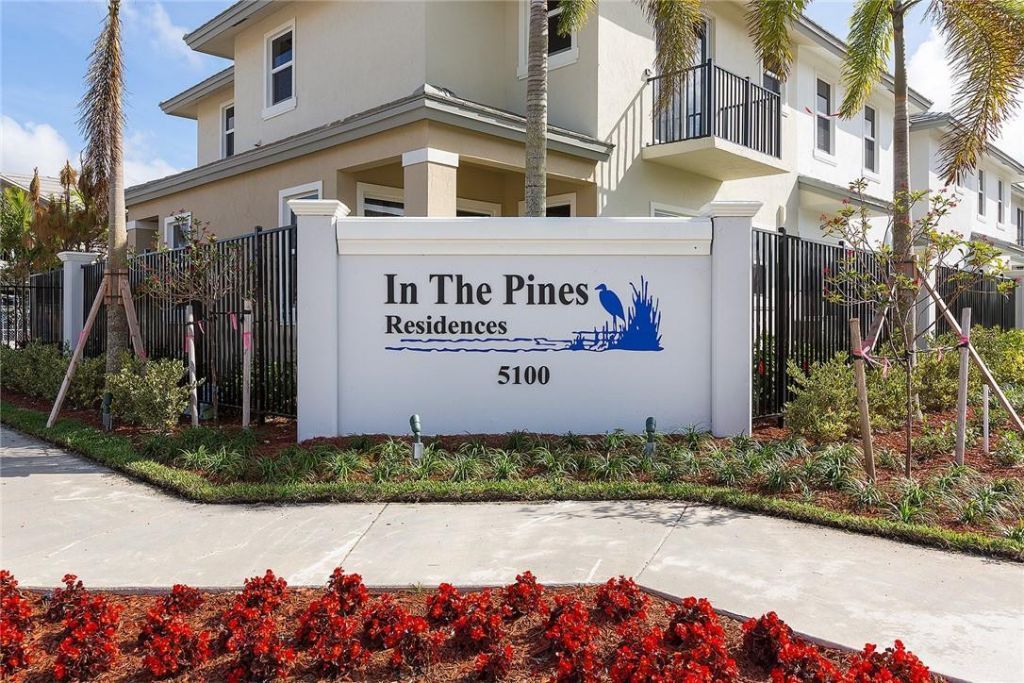 6935 Pines Circle, Unit 16, Coconut Creek, FL 33073 Photo