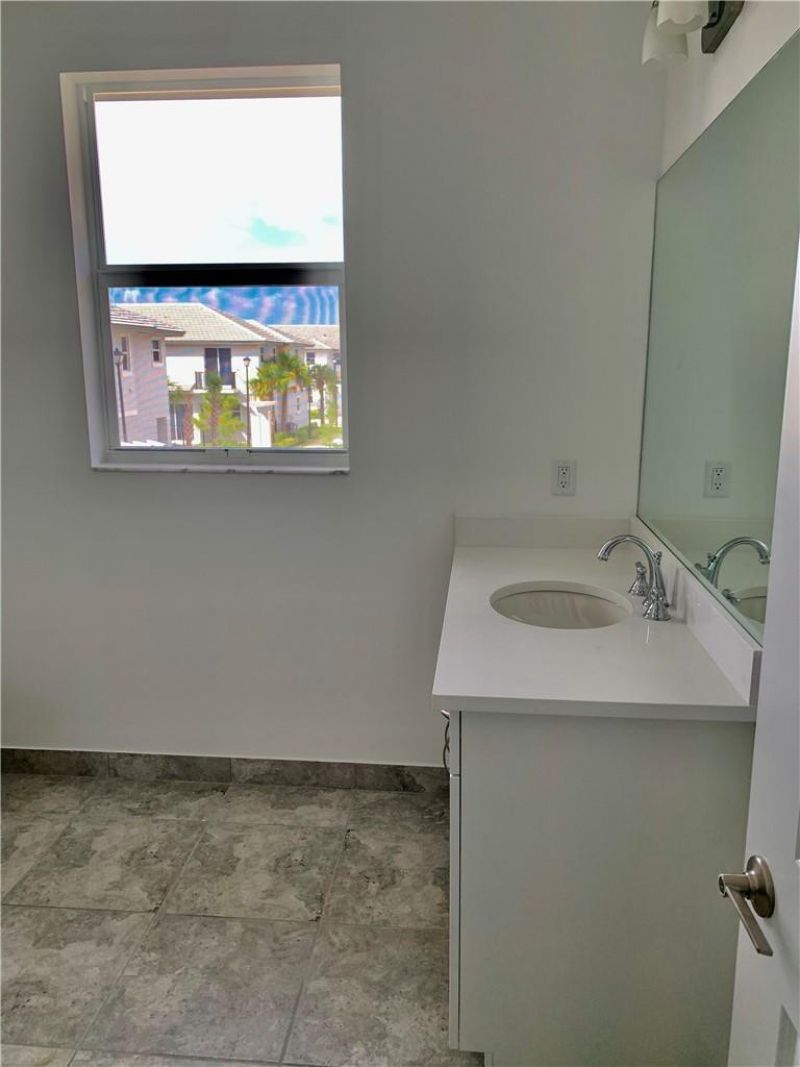 6935 Pines Circle, Unit 16, Coconut Creek, FL 33073 Photo