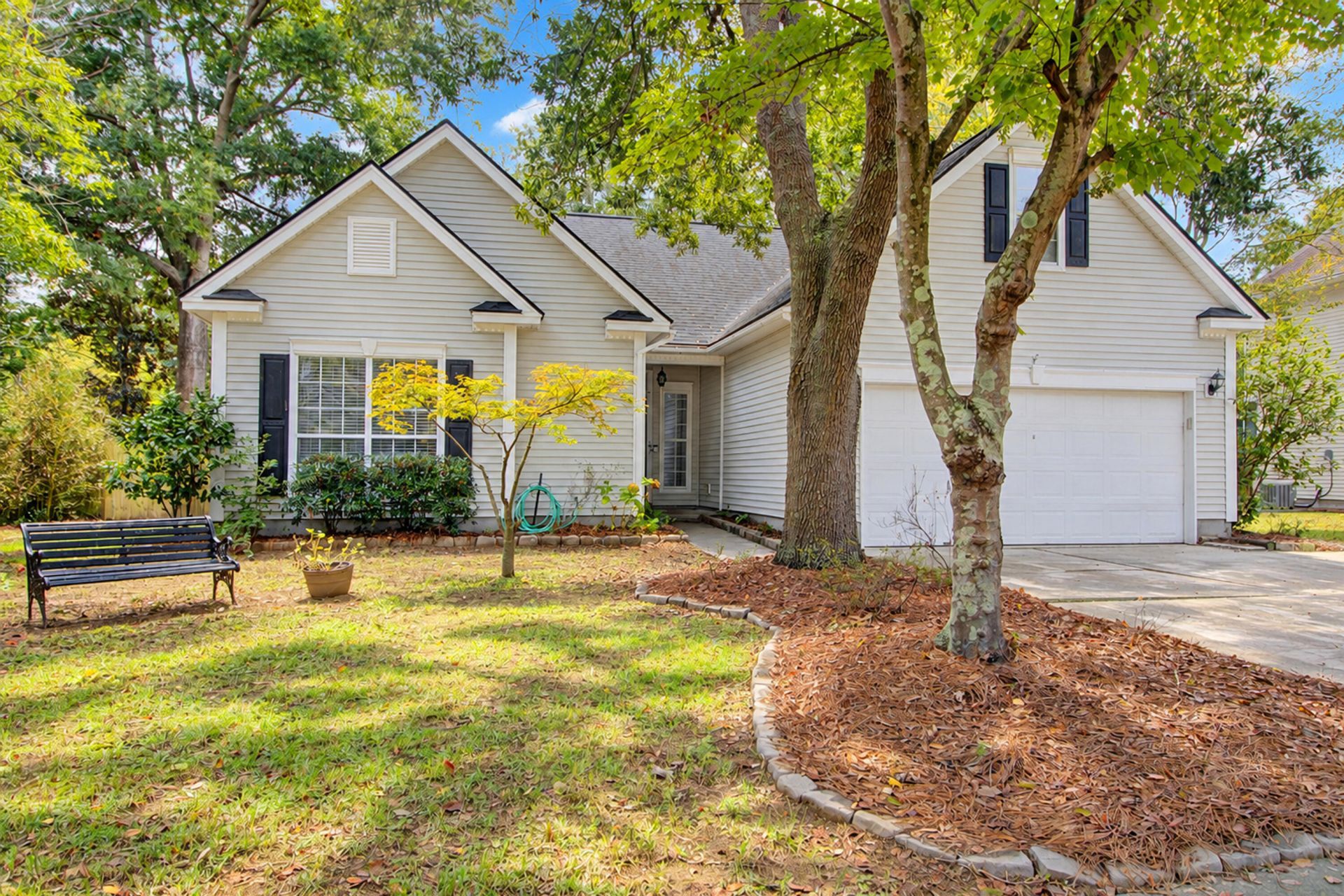 1542 Harborsun Drive Photo 17