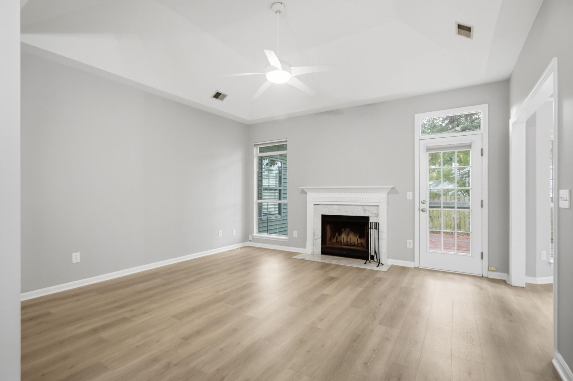 1542 Harborsun Drive Photo 24