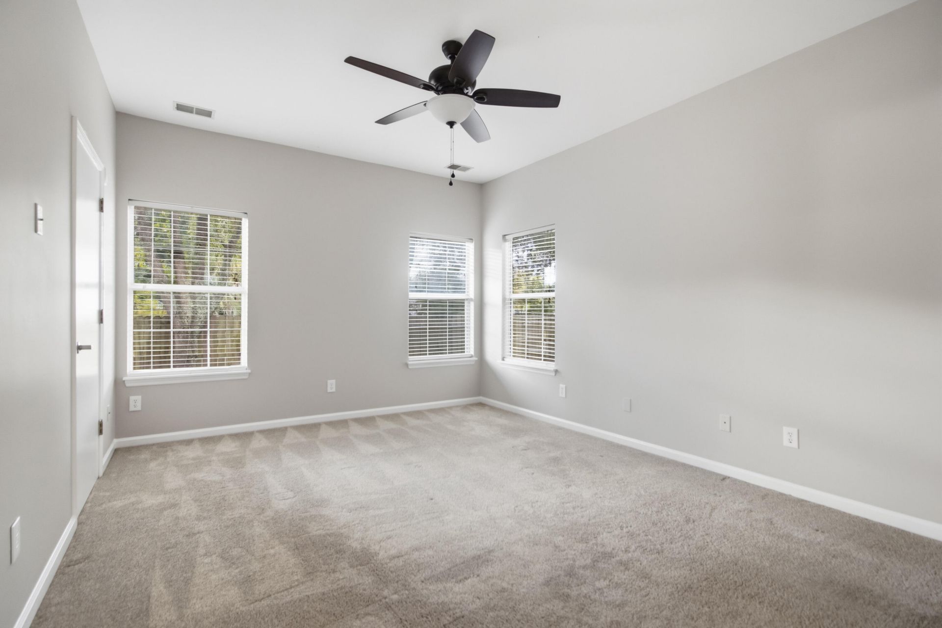 1542 Harborsun Drive Photo 39