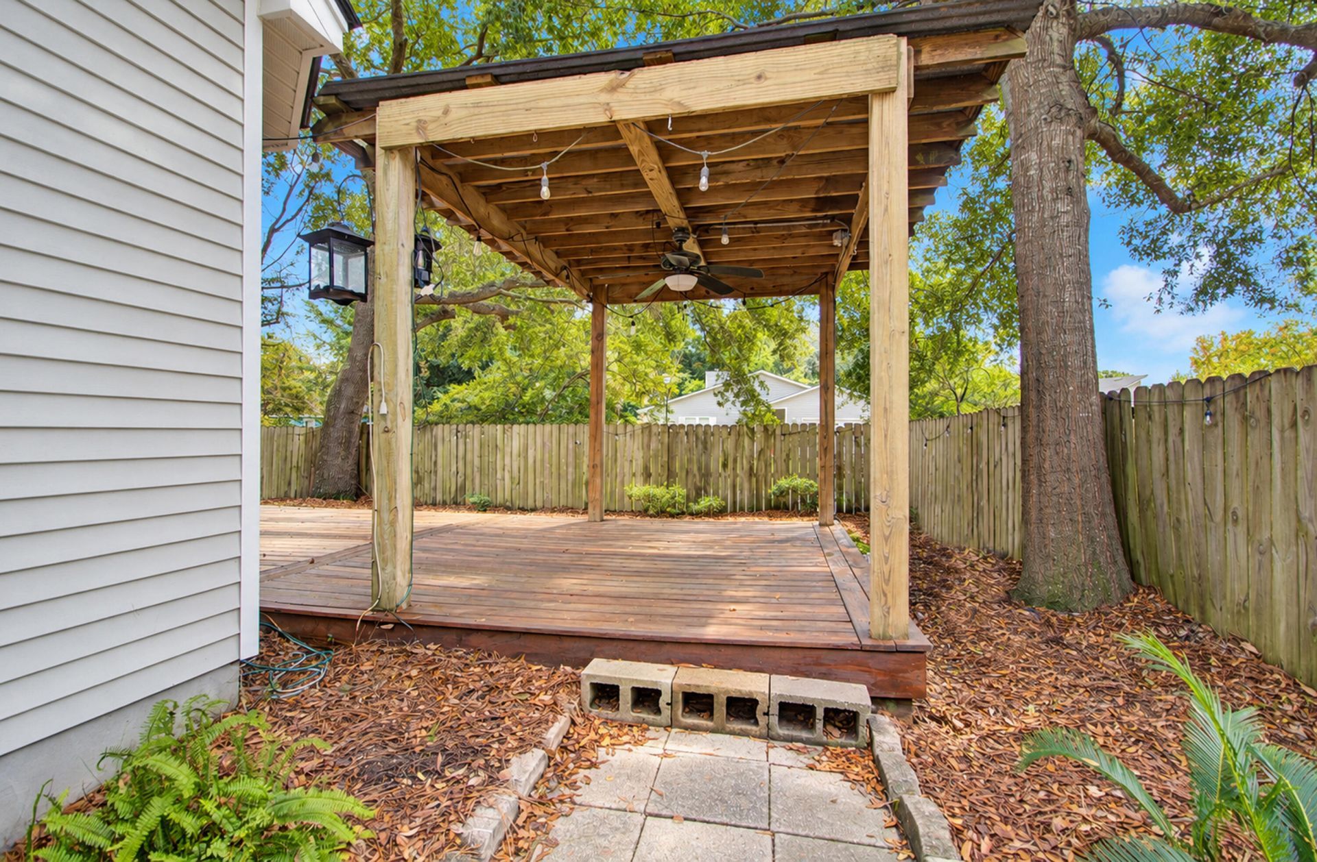 1542 Harborsun Drive Photo 44