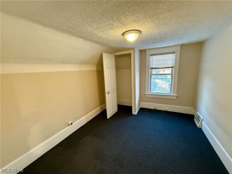 2157 10th Street SW, Akron, OH 44314 Photo 18