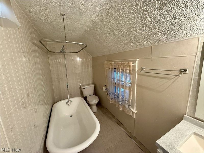 2157 10th Street SW, Akron, OH 44314 Photo 21