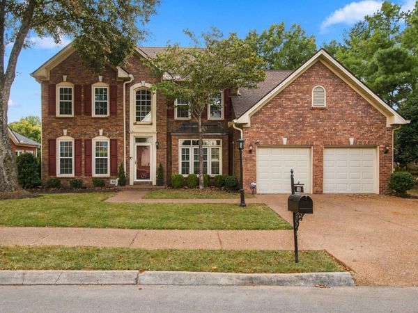 401 Chamberlain Park Ln , Franklin, TN 37069