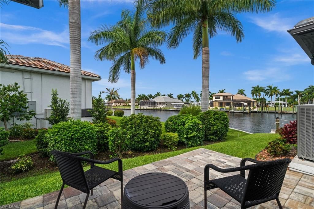 5205 Sunset Ct , Cape Coral, FL 33904 Photo